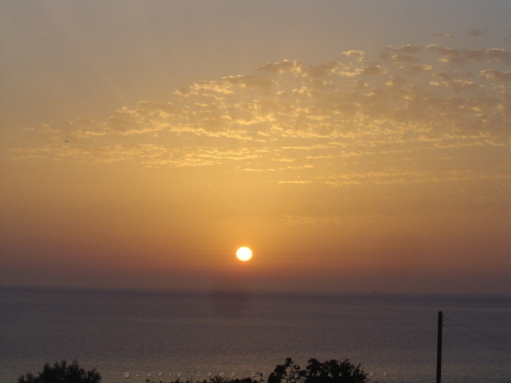 ORAN Voyage Juillet 2005 coucher du soleil depuis Kristel.JPG